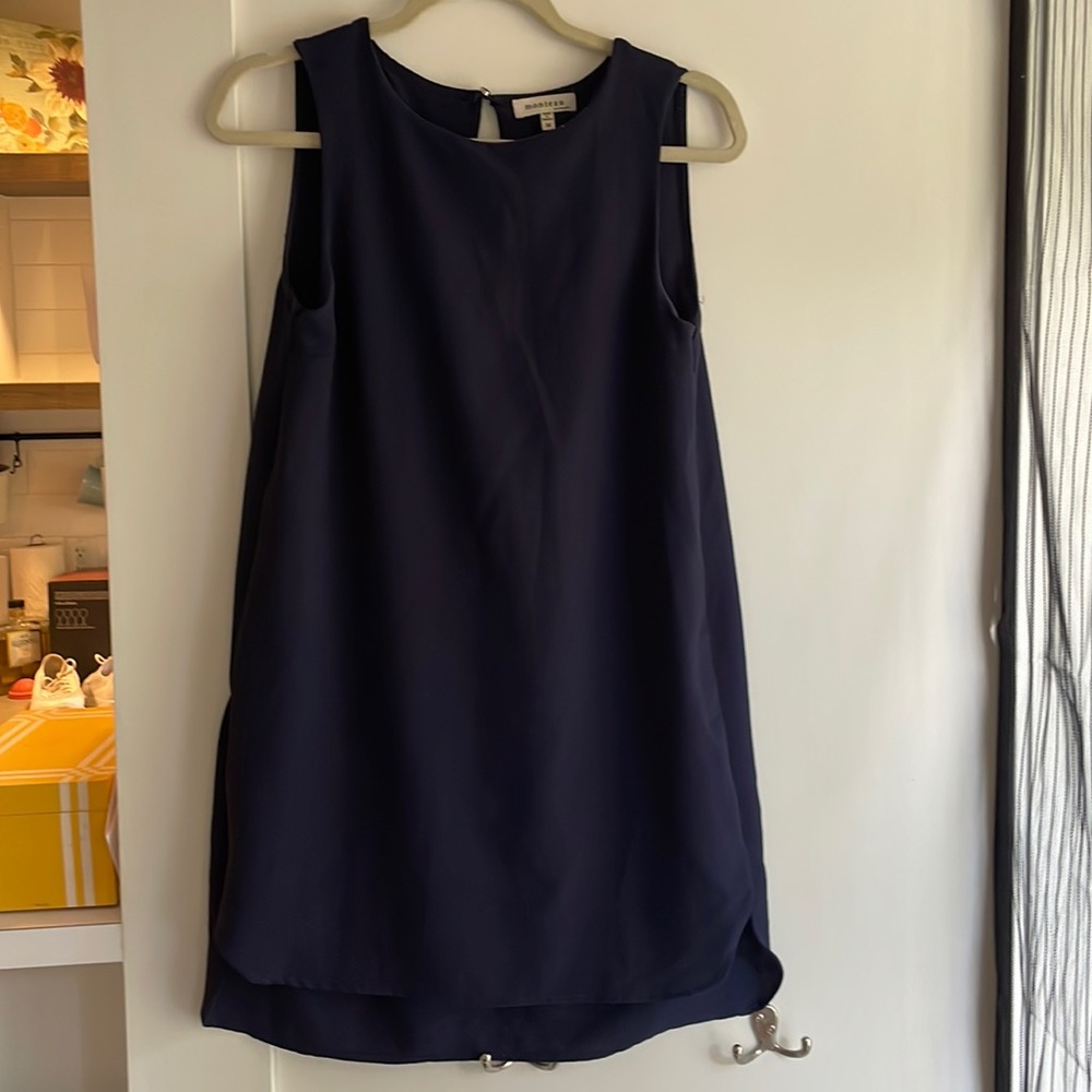 Dark blue dress